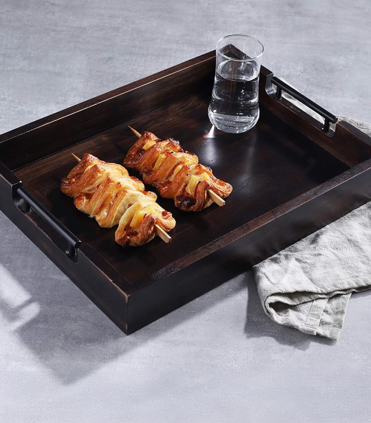 Sustainable Acacia Wood Tray – Versatile for Serving, Storing, or Styling
